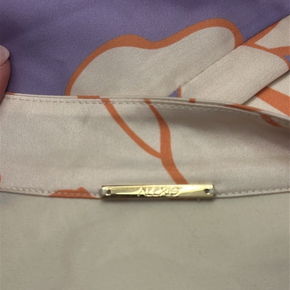 Alexis Fiji Wrap Dress in Wisteria Sz Medium
Party Wedding Vacation Chic Floral - Picture 10 of 12